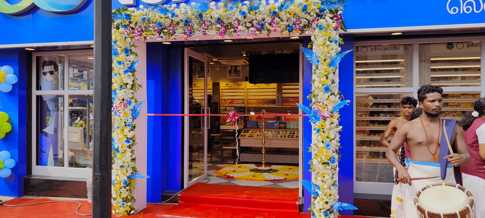 Brand & Store Launches