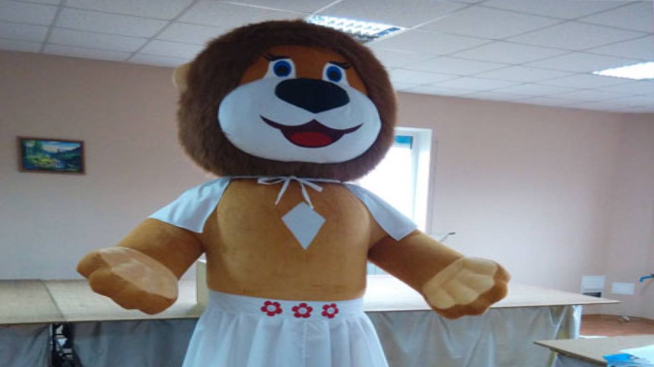 Event Mascot 3